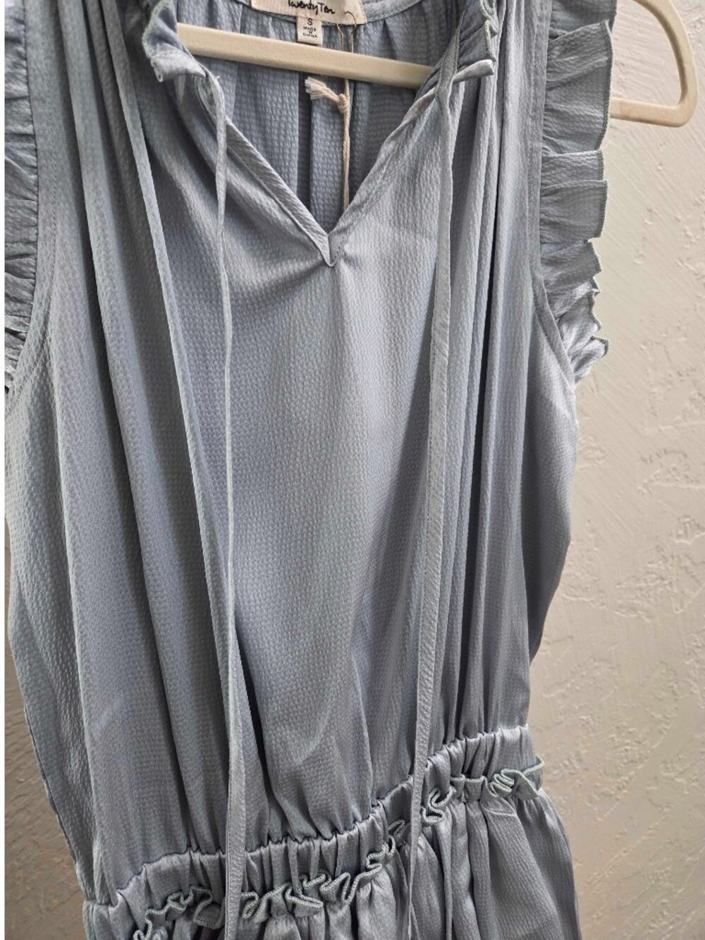 Sleeveless Ruffled Tiered Dress - Picture 4 of 4